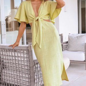 Lulu's Summer Journey Light Green Tie-Front Cutout Midi Dress